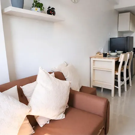 Cozy Japandi 2Br Condo Family Staycation With Wifi By Casa Luntian At The Leaf Residences