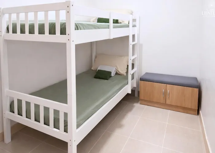 Aparthotel Cozy Japandi 2br Family Staycation With Wifi By Casa Luntian At The Leaf Residences