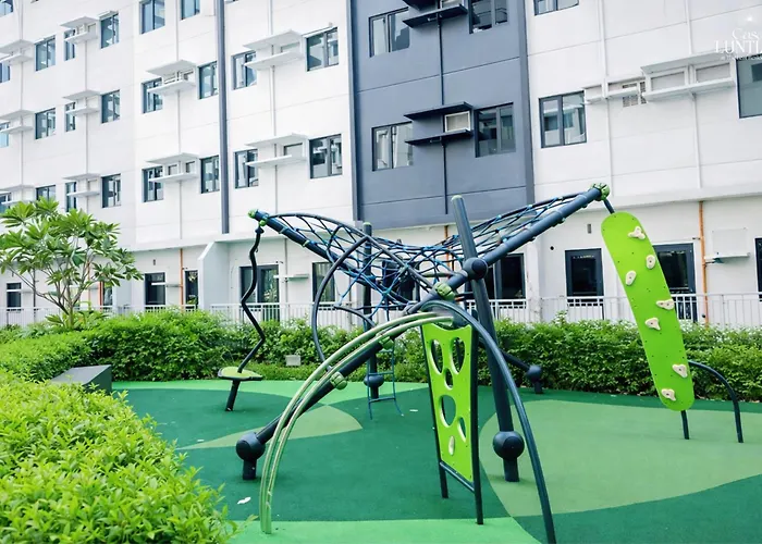 Cozy Japandi 2br Family Staycation With Wifi By Casa Luntian At The Leaf Residences Manila